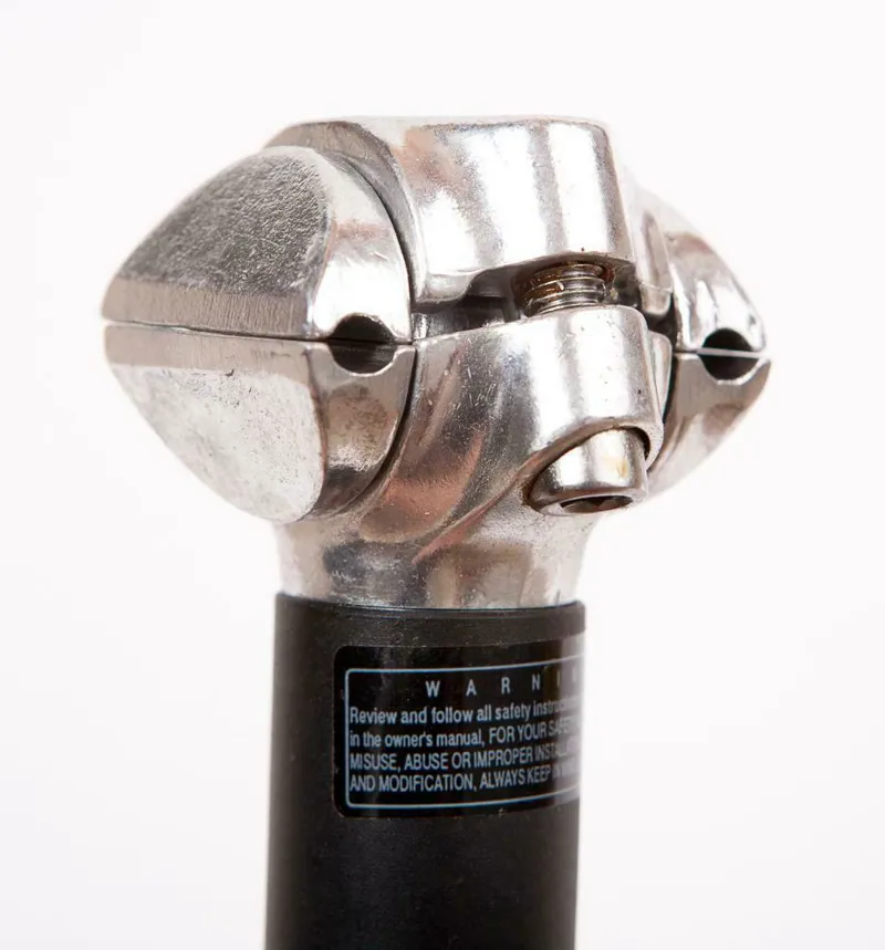 30.4mm Micro Adjust Seatpost Alloy Black 3 30.4mm Micro Adjust Seatpost Alloy Black